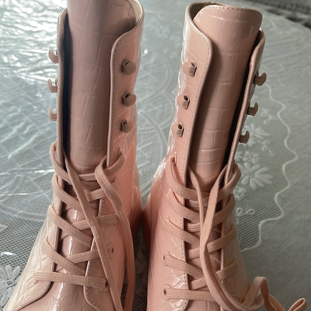 Light pink boots Stuart weitzman